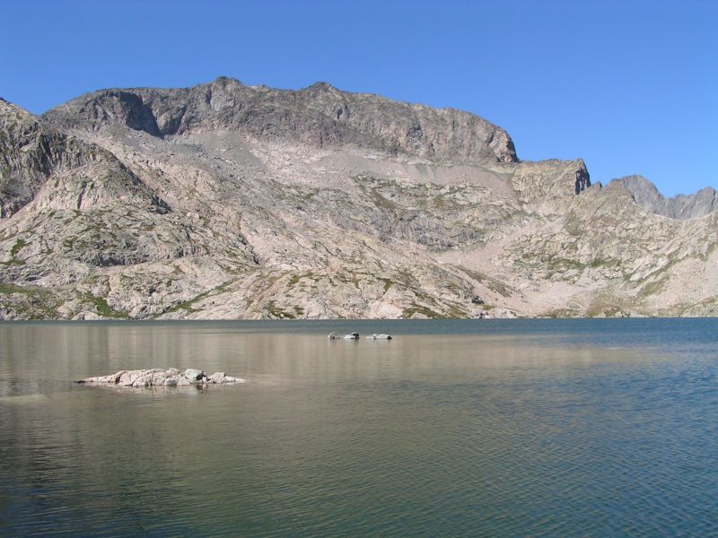 17905-Lac_de_l_Agnel.jpg