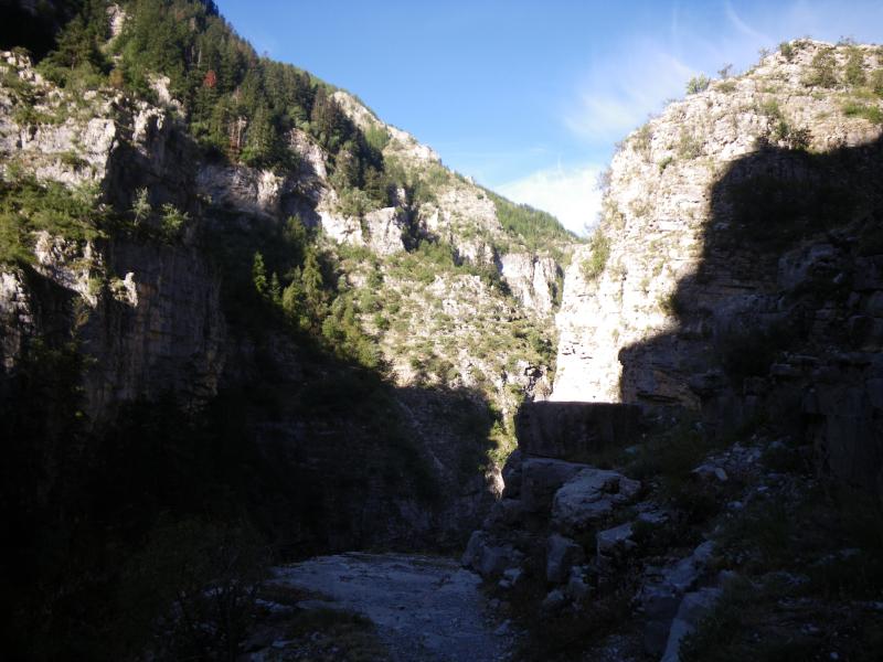 100912_0910-6569-Gorges_de_Saint_Pierre.jpg