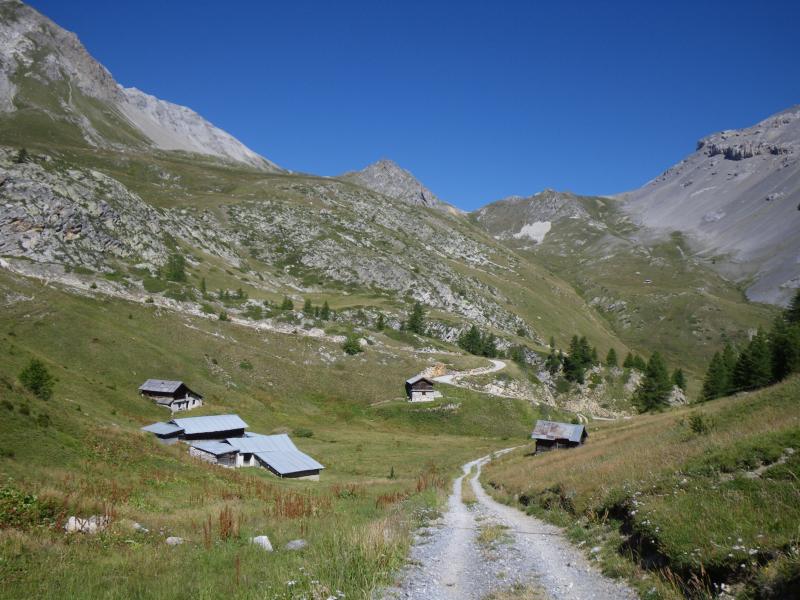 110820_1203-8740-Chalets_de_Clapeyto.jpg